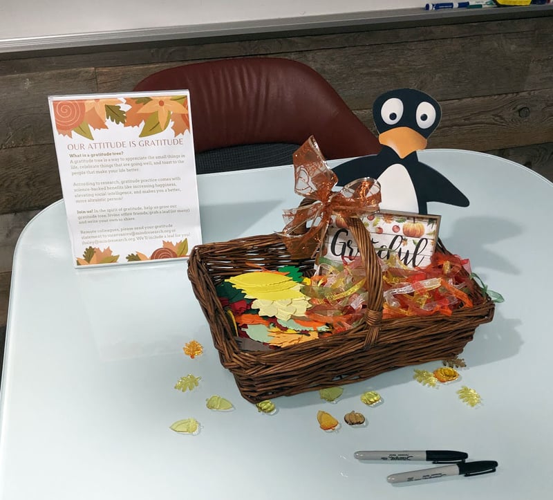 gratitude-tree-table